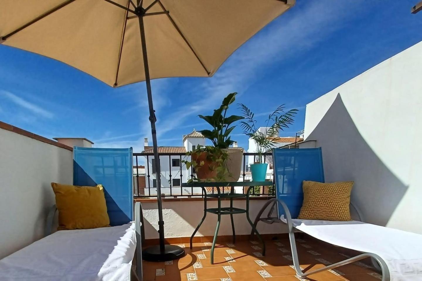 Tipica Casa En Frigiliana Con Patio Y Terrazaアパートメント エクステリア 写真